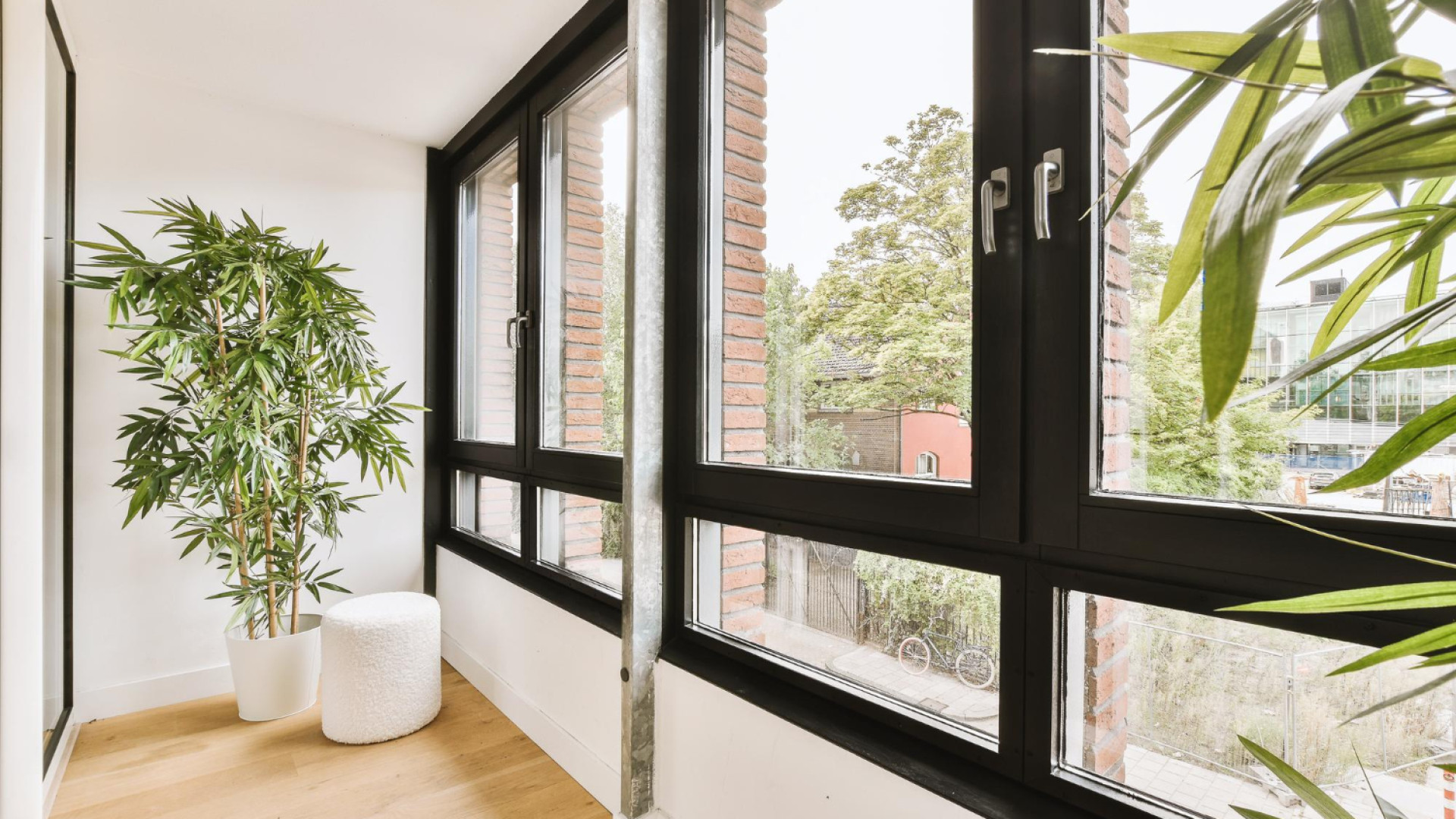 Pourquoi opter pour une menuiserie RPT dans votre rénovation ?