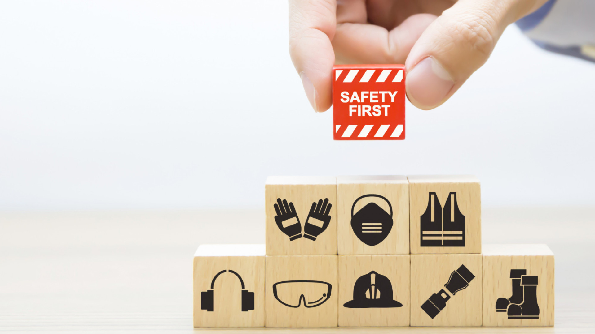 Sécurité au travail : dispositifs de protection collective indispensables sur chantier