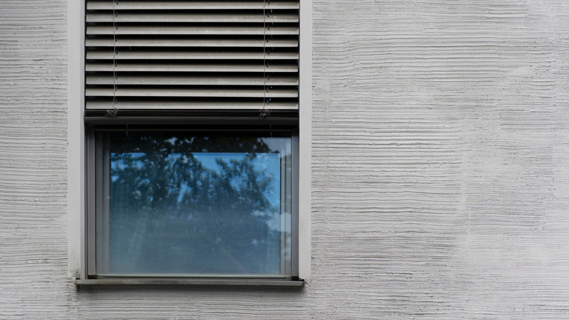 Volet roulant à Toulouse : pourquoi opter pour une installation moderne et pratique ?